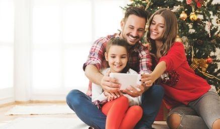Say Cheese for Your Family Christmas Picture | Sophias Style