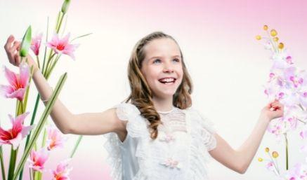 Sophia's Style and The Rain Kids are giving away a STUNNING First Communion DRESS!! | Sophias Style