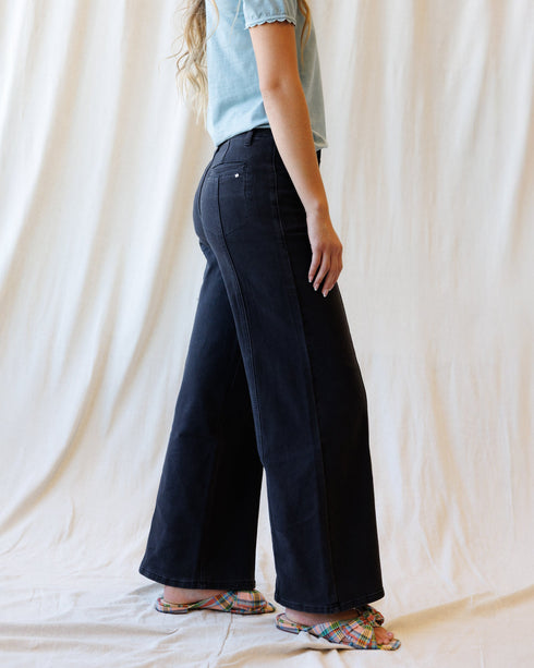 high-rise-seamed-trouser-downeast-sophias-style-3