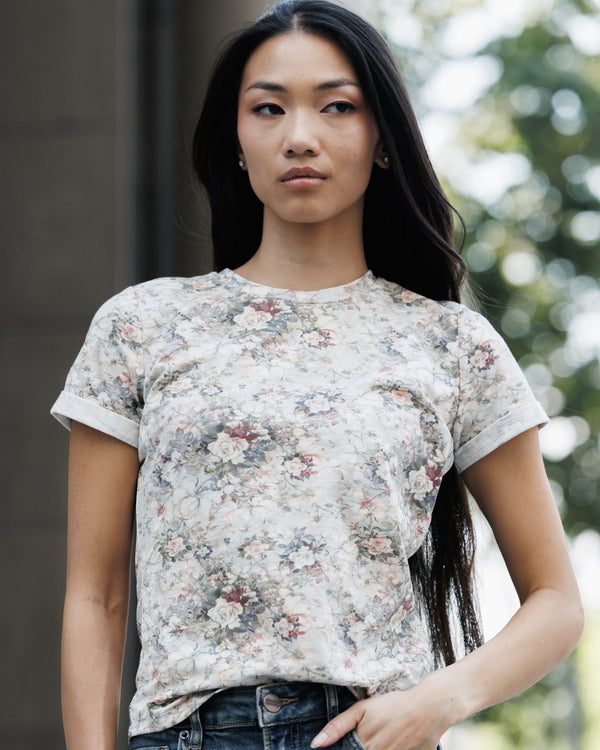 go-floral-tee-downeast-sophias-styleTops-1