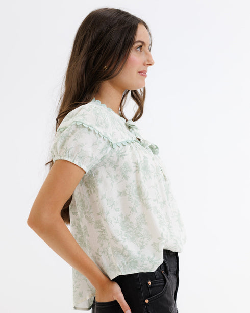 sweet-sage-top-sophias-style-4
