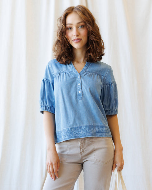 portside-chambray-popover-downeast-sophias-styleTops-1