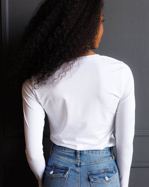 essential-long-sleeve-tee-2-downeast-sophias-style-8