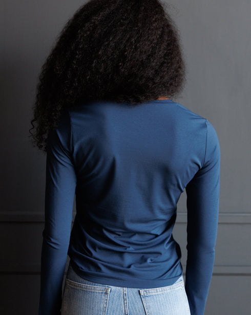 essential-long-sleeve-tee-2-downeast-sophias-style-4