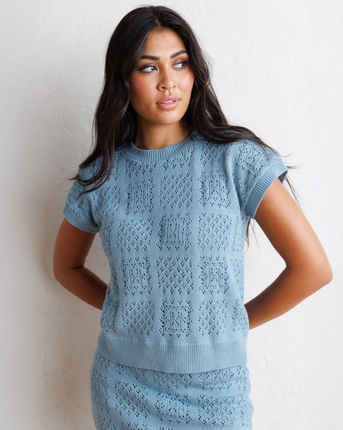 frame-worthy-sweater-downeast-sophias-style-2