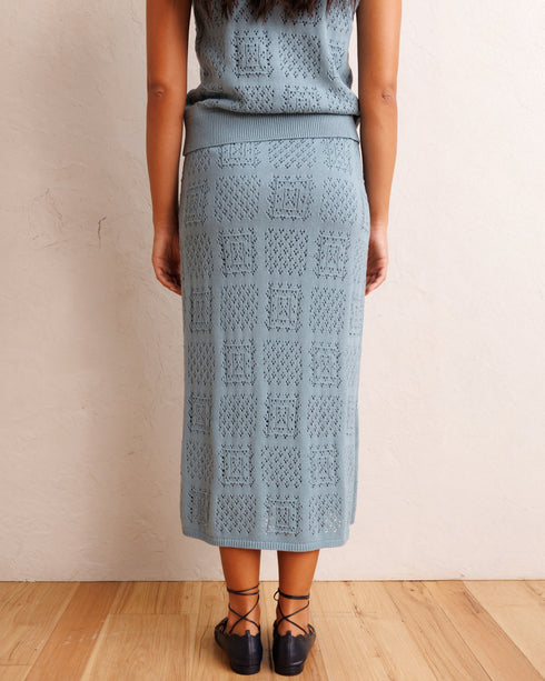 frame-worthy-skirt-downeast-sophias-style-6