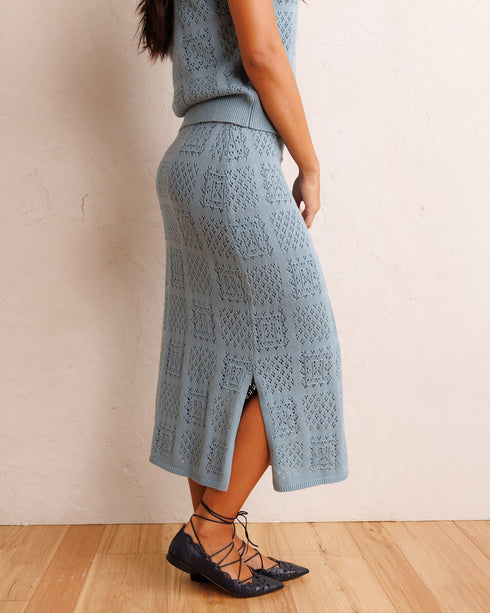frame-worthy-skirt-downeast-sophias-style-7