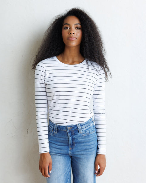 essential-long-sleeve-tee-1-downeast-sophias-style-3