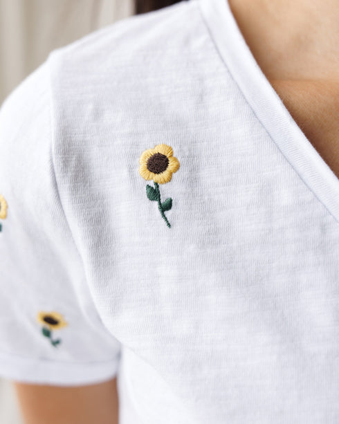 sunflower-fields-tee-downeast-sophias-style-5