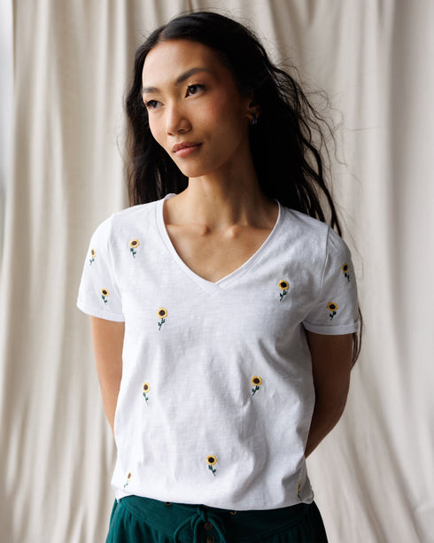 sunflower-fields-tee-downeast-sophias-styleTops-1