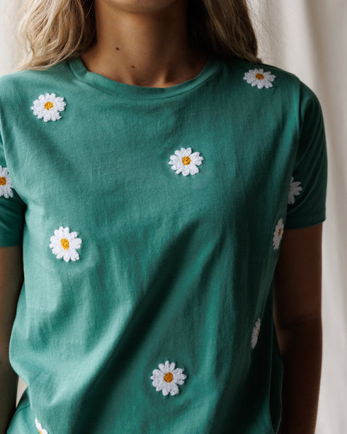pretty-petals-tee-1-downeast-sophias-style-5