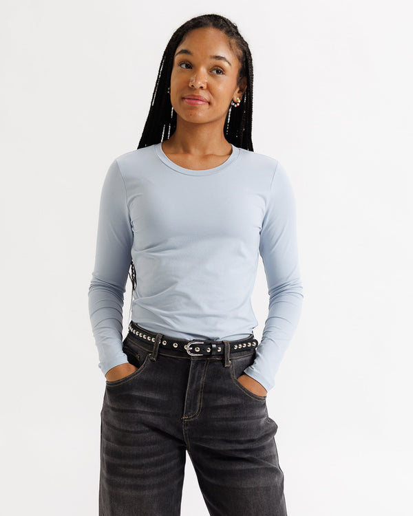 essential-long-sleeve-tee-downeast-sophias-styleTops-1