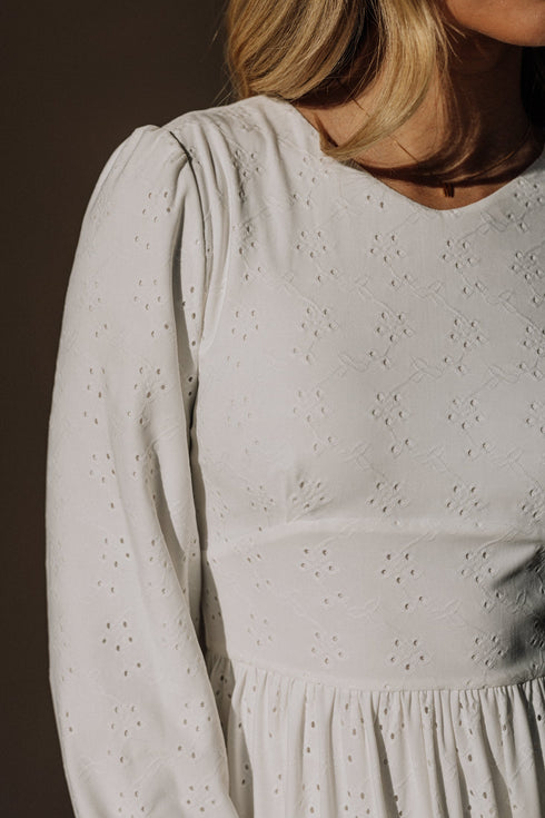 sandra-temple-gown-fehrnvi-sophias-style-8