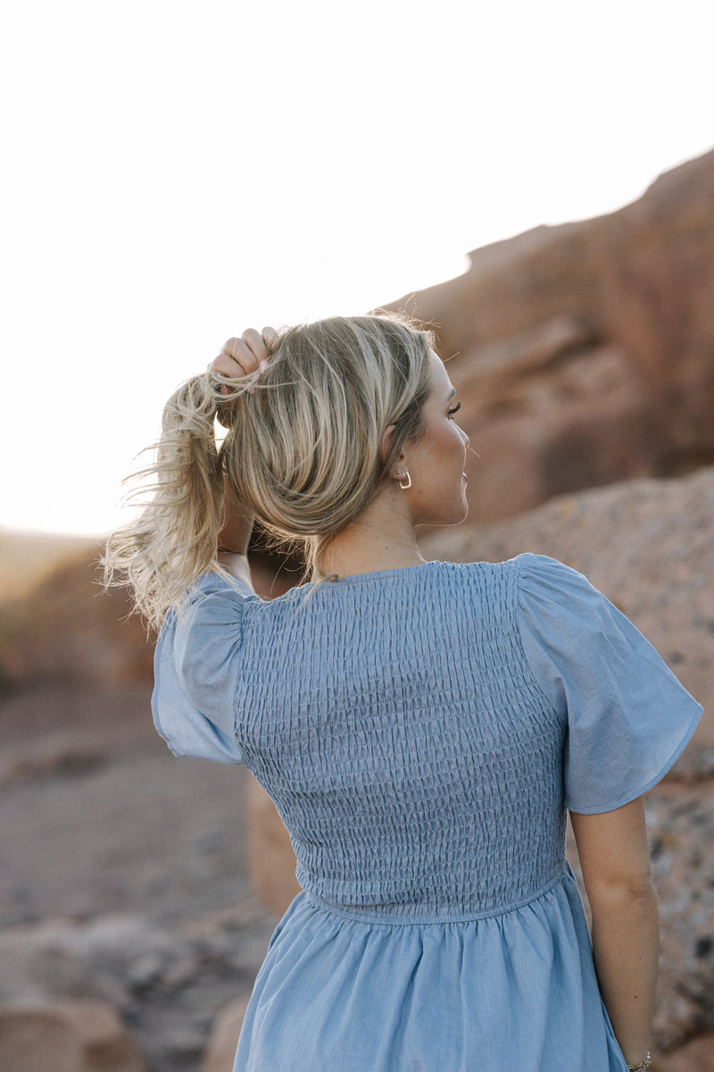 Tayla Linen Dress in Sky Blue – SophiasStyle.com