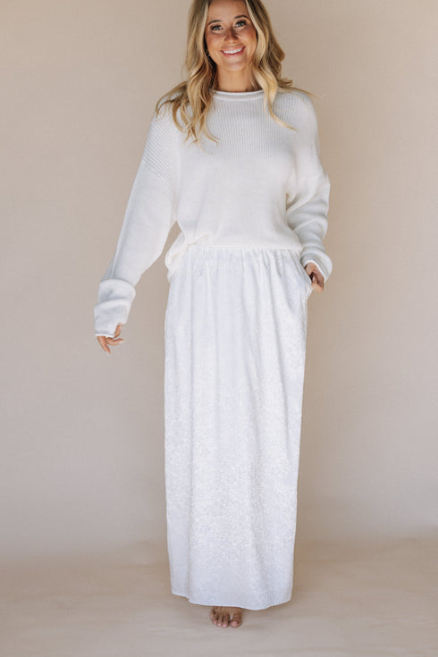 hannah-temple-skirt-in-white Sophia's Style-3