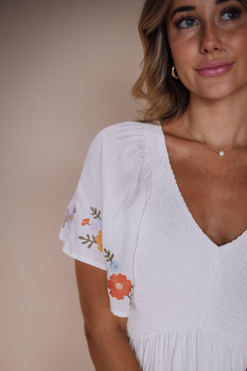 sicily-embroidered-midi-dress Fehrnvi - Sophia's Style----4