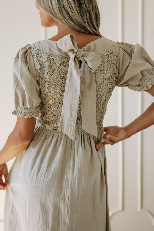 sailor-midi-dress Sophia's Style-2