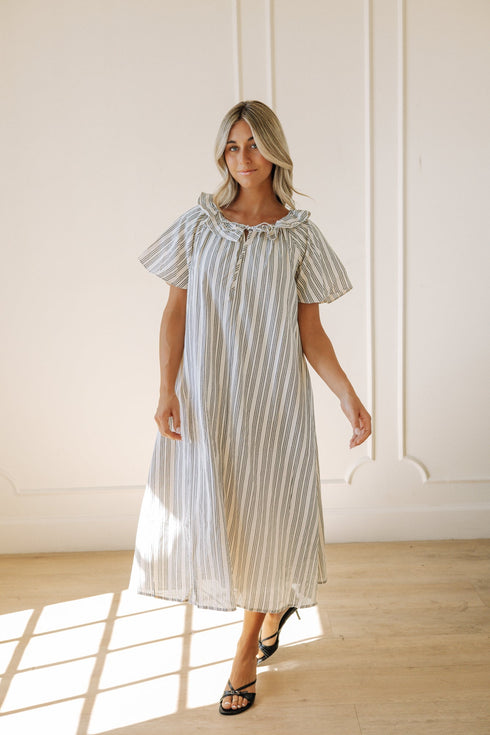 andra-dress-in-ivory Sophia's Style-2