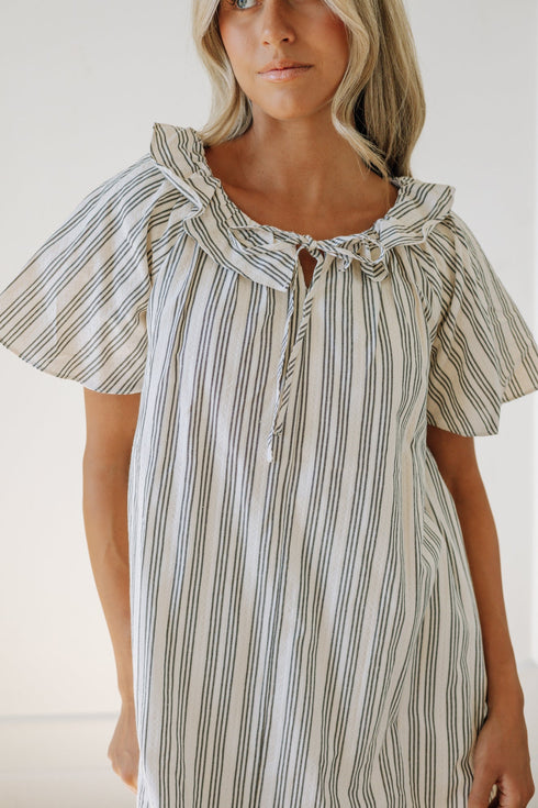 andra-dress-in-ivory Sophia's Style-5