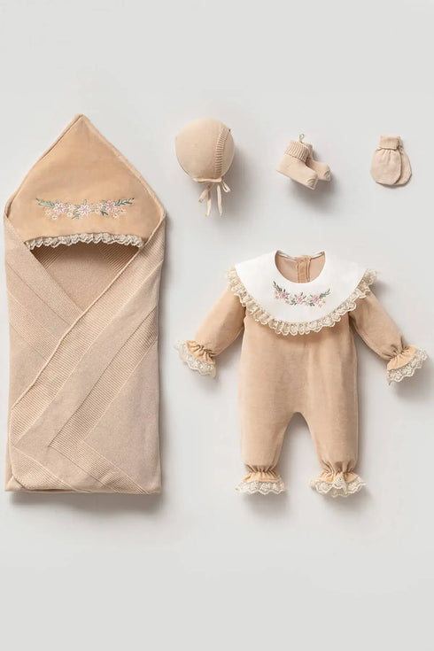 giulia-newborn-knitwear-coming-home-outfit-set-5-pcs- at Sophia's Style-3