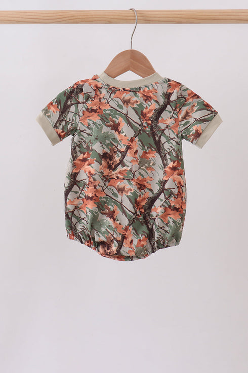 Camo Duck Embroidered Pocket Bubble