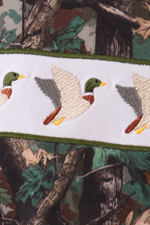 camouflage-mallard-embroidery-romper-sophias-style-4