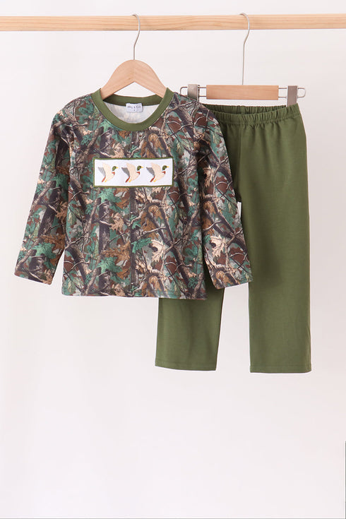 camouflage-mallard-embroidery-pants-set-sophias-styleSet-1