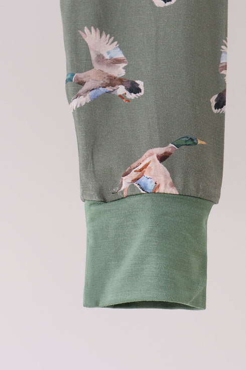 green-mallard-bamboo-pants-set-sophias-style-4