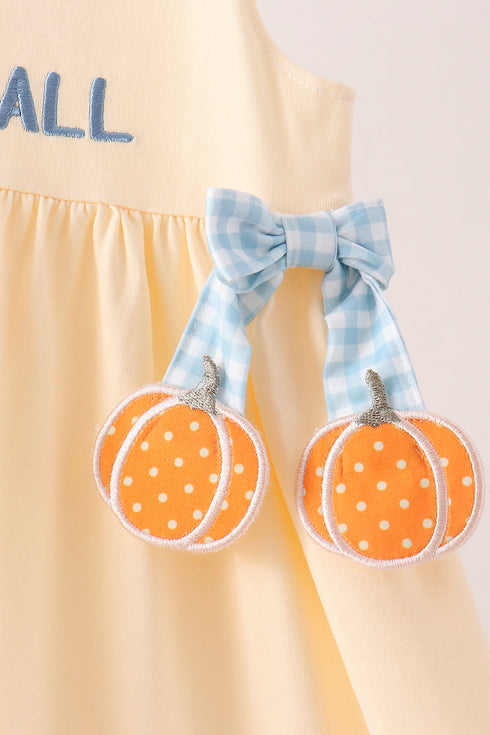 hallo-fall-yall-pumpkin-ruffle-dress-sophias-style-3