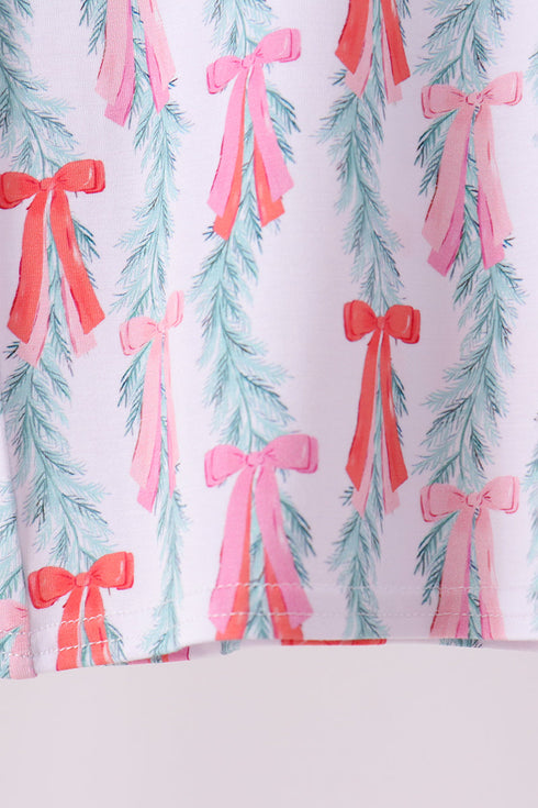 green-bow-christmas-tree-bamboo-pants-set-abby-evie-sophias-style-2