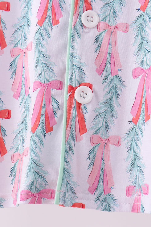 green-bow-christmas-tree-bamboo-pajama-set-abby-evie-sophias-style-3