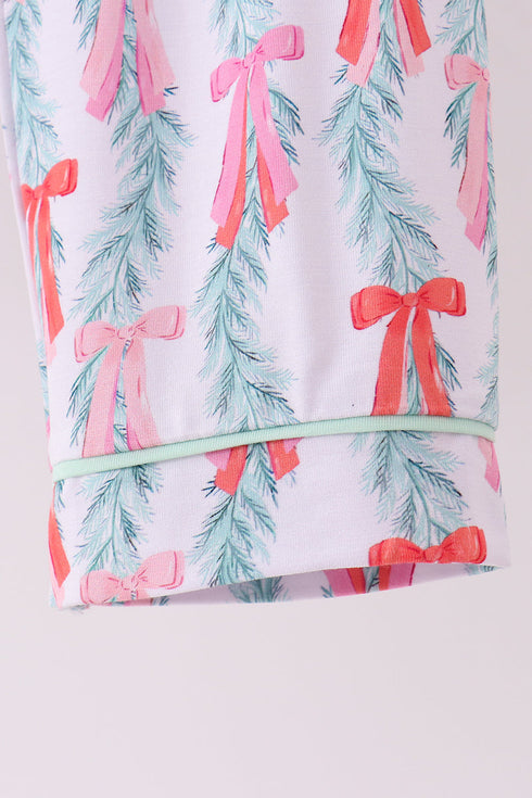 green-bow-christmas-tree-bamboo-pajama-set-abby-evie-sophias-style-4
