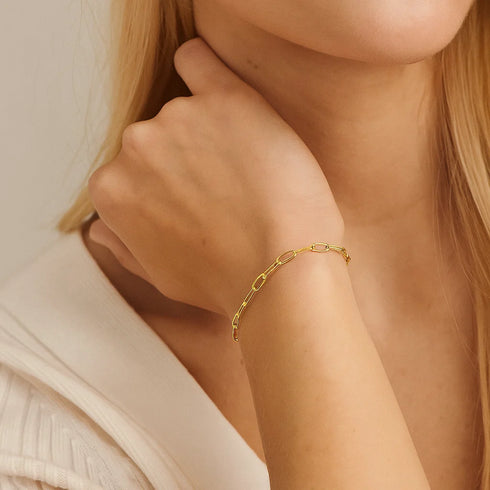 elegant-paperclip-link-bracelet-Sophia's Style-3