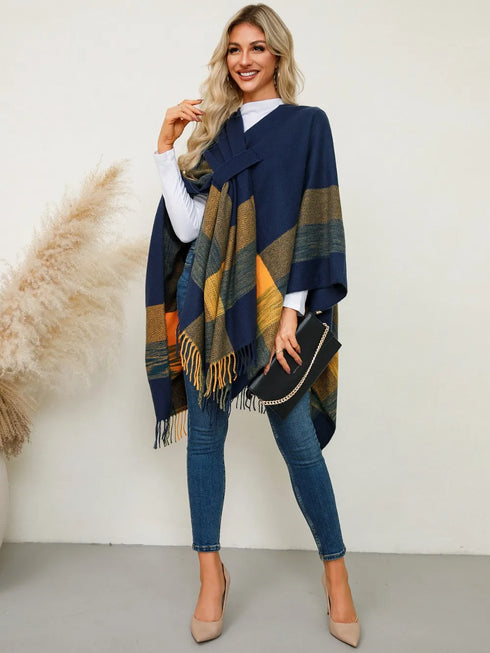 fringe-contrast-plaid-poncho-Sophia's Style-15