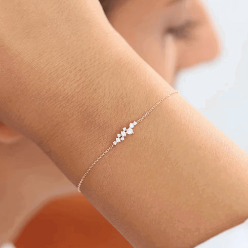 perla-chain-link-bracelet-with-round-cut-cubic-zirconia-cluster-Sophia's Style-2