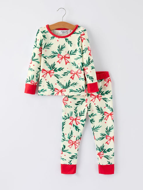 mommy-me-christmas-bow-and-holly-print-pajama-set - Sophia's Style-2
