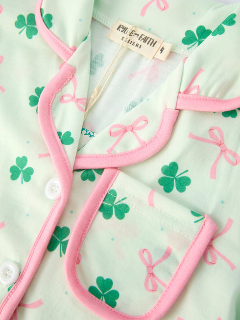st-patricks-day-bow-shamrock-print-ruffles-girls-pajama-set-Sophia's Style--9