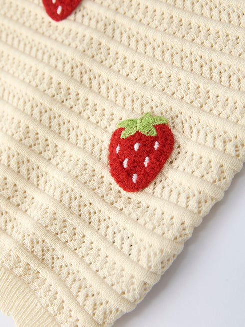 spring-strawberry-baby-girl-set-sophias-style-5