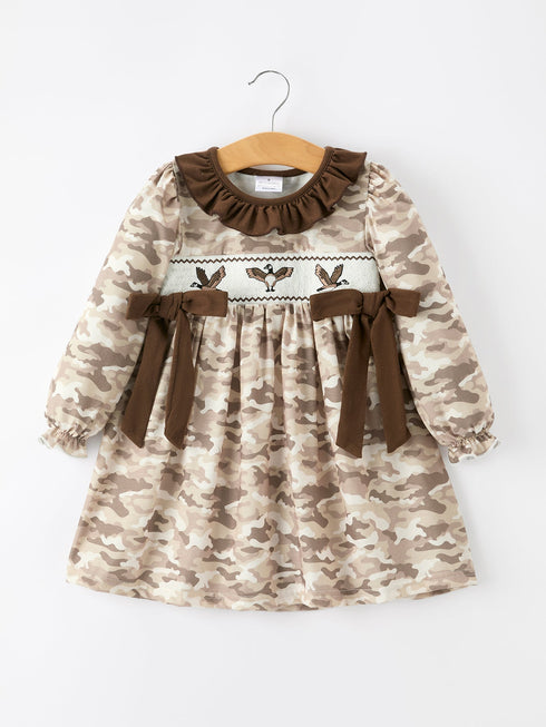duck-smocked-camo-girl-dress-bow-detail-sophias-styleDress-1