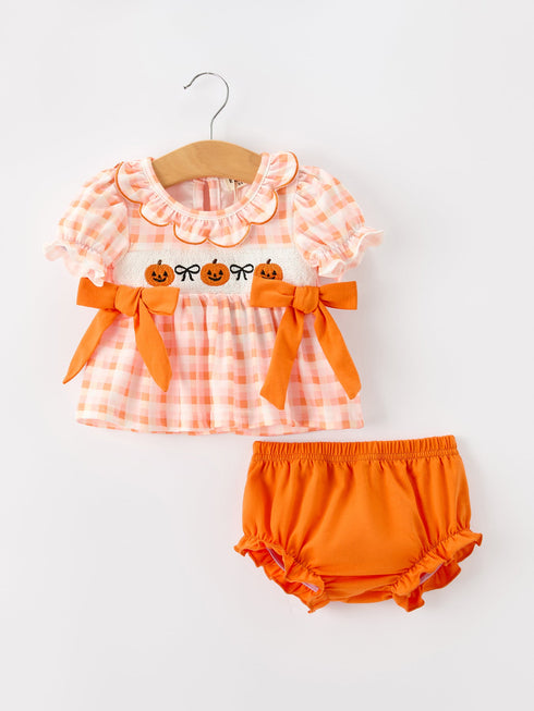 halloween-pumpkin-plaid-girls-bloomer-set-sophias-styleRomper-1