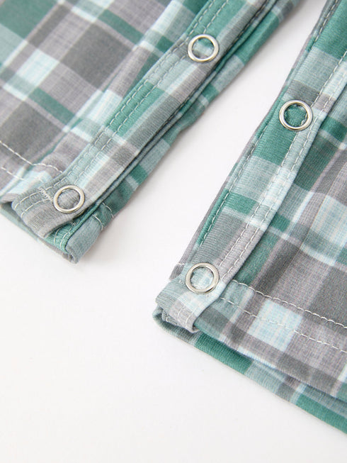 plaid-moose-smocked-baby-boy-jonjon-sophias-style-5