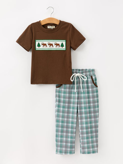 plaid-moose-smocked-boys-short-sleeve-pant-set-sophias-styleOutfit-1