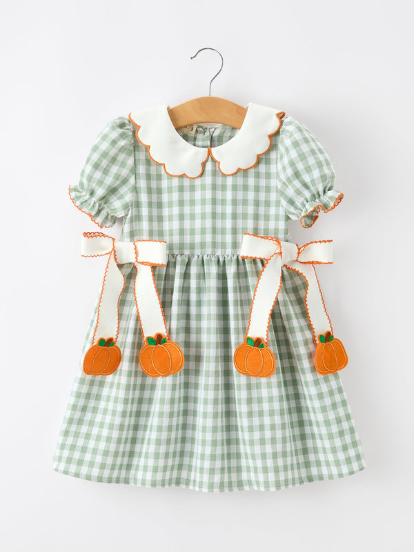 fall-plaid-girls-dress-pumpkin-bow-smocked-peter-pan-collar-sophias-styleDress-1