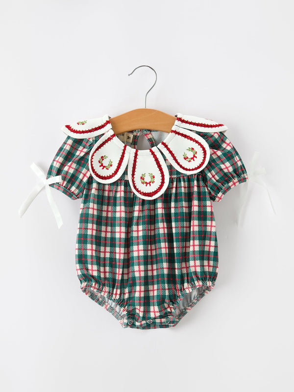 baby-girl-christmas-plaid-wreath-embroidery-bubble-romper-sophias-styleRomper-1
