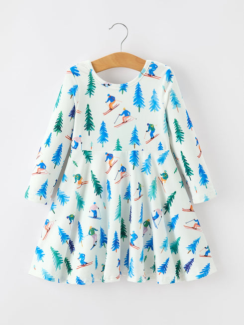 christmas-girls-winter-ski-pine-tree-print-twirl-dress-sophias-styleDress-1