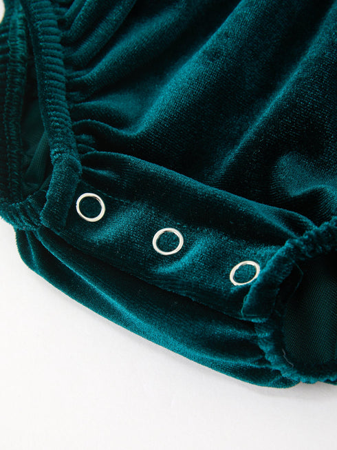 baby-girls-emerald-green-velvet-peter-pan-collar-christmas-romper-rylee-faith-sophias-style-5