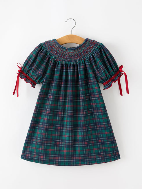 christmas-girls-plaid-smocked-dres-puff-sleeves-sophias-styleDress-1