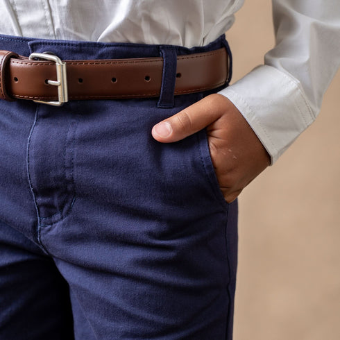 organic-stretch-twill-chino-1 Hope & Henry - Sophia's Style-3