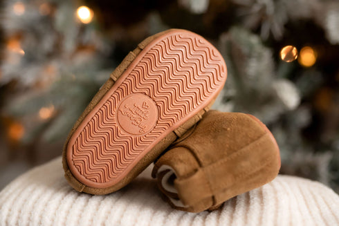 the-wyatt-boot Little Love Bug - Sophia's Style-Kids Shoes-size-13 (Barefoot Sole)-