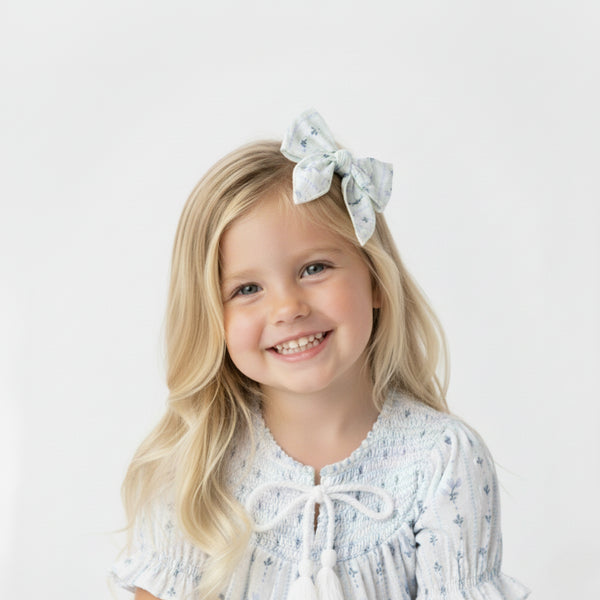 organic-hair-bow-clip-blue-vines-makemake-organics-sophias-styleBow Clip-1